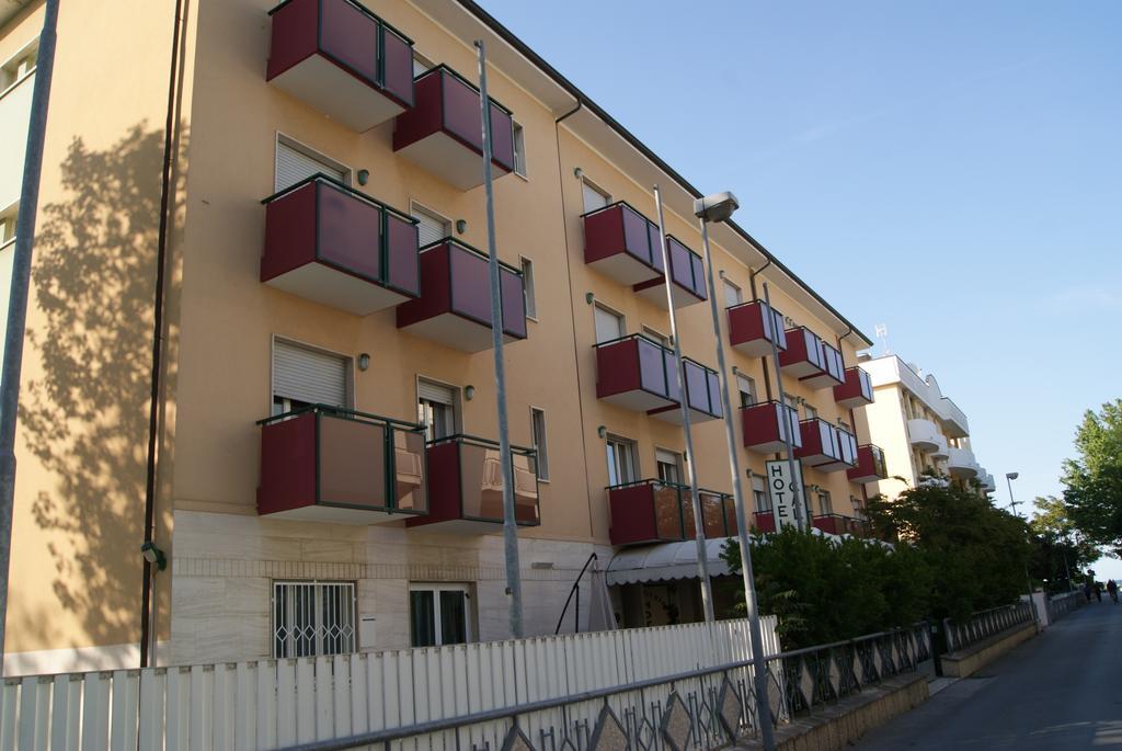 Hotel Aron Rimini Exterior foto